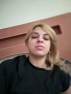 Snapshot of Unforgettable_ket chatting on January 2026 06:17:01 AM Unforgettable ket online show from January 2026 06:17:01 AM