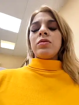 Snapshot of Unforgettable_ket chatting on December 2025 09:59:02 AM Unforgettable ket online show from December 2025 09:59:02 AM