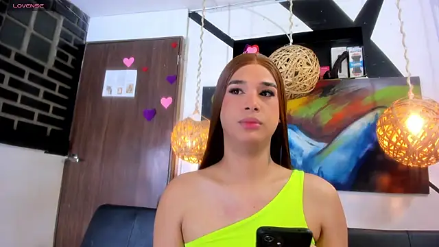 victoria aleia  online show from May 2026 09:54:01 PM