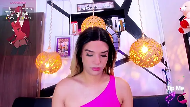 victoria aleia  online show from September 2025 10:50:02 PM