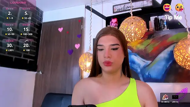 victoria aleia  online show from April 2026 11:00:02 PM