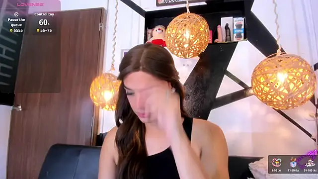 victoria aleia  online show from January 2026 11:30:01 PM