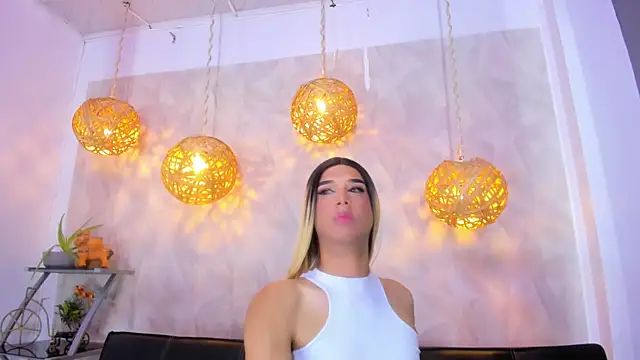 victoria aleia  online show from February 2025 08:21:02 PM