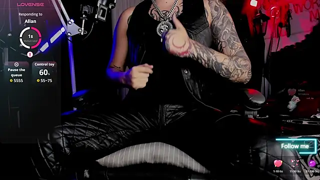 Snapshot of allanhurtss chatting on October 2025 11:58:02 PM allanhurtss online show from October 2025 11:58:02 PM