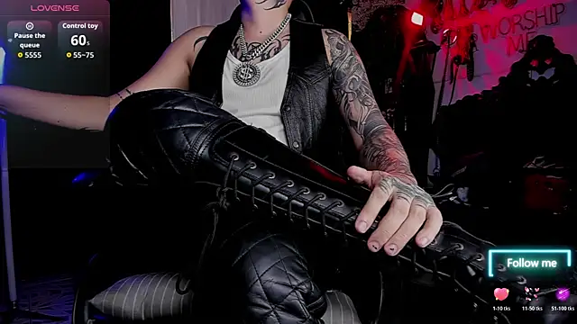 Snapshot of allanhurtss chatting on November 2025 05:39:02 PM allanhurtss online show from November 2025 05:39:02 PM