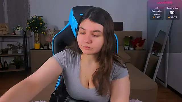 Viola  Shy online show from February 2026 08:52:02 PM