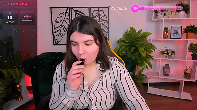Viola  Shy online show from March 2025 08:53:01 PM