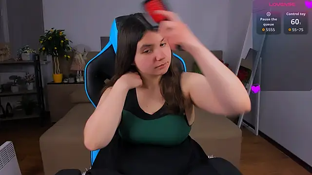 Viola  Shy online show from February 2026 09:03:02 PM