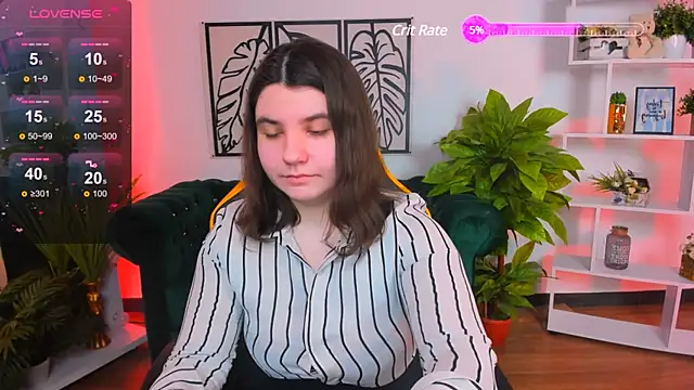 Viola  Shy online show from March 2025 09:17:01 PM