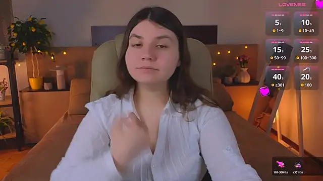 Viola  Shy online show from April 2026 09:05:02 PM