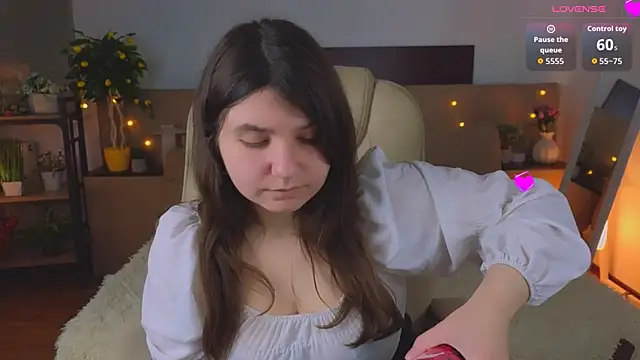 Viola  Shy online show from April 2026 09:04:02 PM