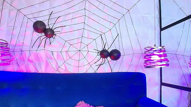 Snapshot of sarah_banks1 chatting on December 2025 03:23:01 AM sarah banks1 online show from December 2025 03:23:01 AM