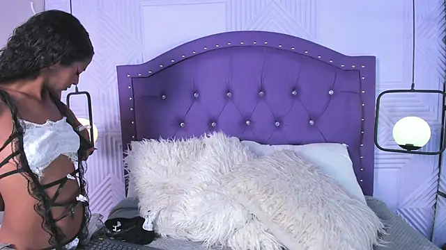 sarah banks1 online show from February 2026 03:02:01 AM