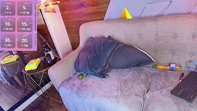 Snapshot of sarah_banks1 chatting on February 2025 10:20:02 PM sarah banks1 online show from February 2025 10:20:02 PM