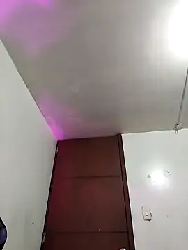 AvaChannel online show from November 2025 11:04:01 AM