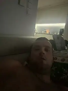 Snapshot of MateoKimiBi chatting on December 2024 03:13:01 AM MateoKimiBi online show from December 2024 03:13:01 AM