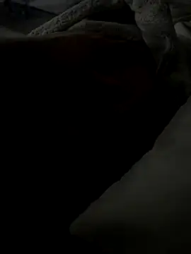 Snapshot of MateoKimiBi chatting on December 2025 11:42:01 PM MateoKimiBi online show from December 2025 11:42:01 PM