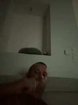 Snapshot of MateoKimiBi chatting on September 2025 11:20:02 PM MateoKimiBi online show from September 2025 11:20:02 PM