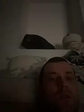 Snapshot of MateoKimiBi chatting on December 2024 02:19:02 AM MateoKimiBi online show from December 2024 02:19:02 AM