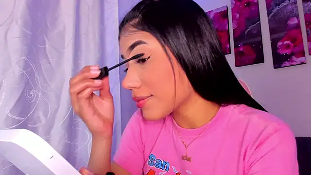 Alissarhys26 online show from December 2024 02:24:01 AM