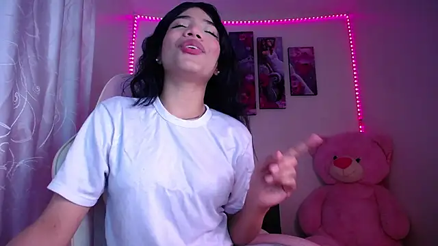 Alissarhys26 online show from February 2025 10:21:01 PM