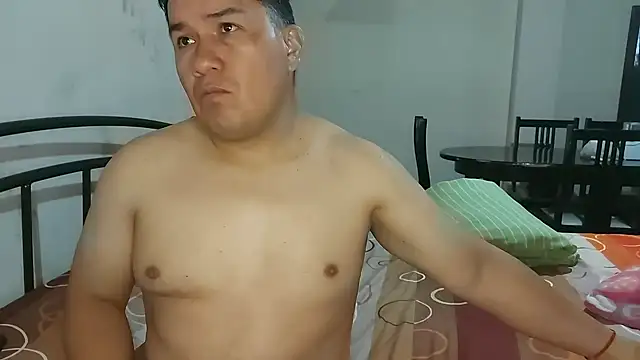 ferchoDC78 online show from April 2026 02:18:02 PM