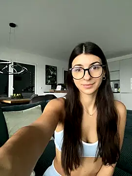 Wildberry  online show from December 2025 08:24:02 AM