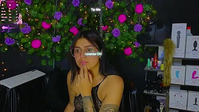 Sweett Mollyy online show from May 2026 11:34:02 PM