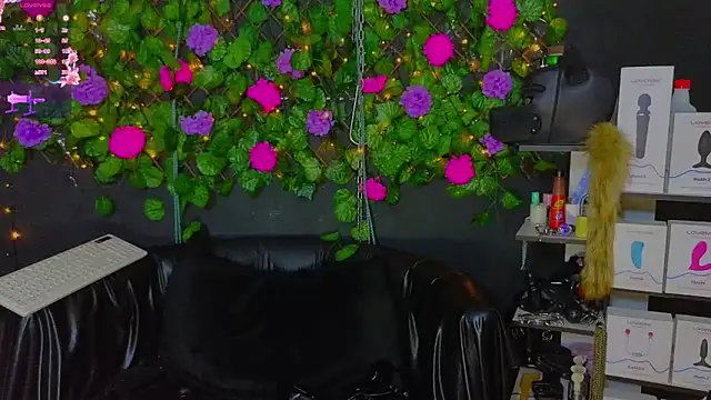 Sweett Mollyy online show from May 2026 11:24:01 PM