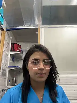 Snapshot of Sweett_Mollyy chatting on July 2026 11:00:01 PM Sweett Mollyy online show from July 2026 11:00:01 PM