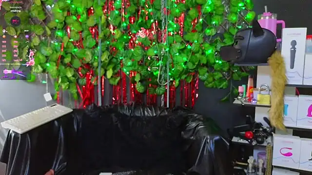 Sweett Mollyy online show from March 2026 07:18:01 PM