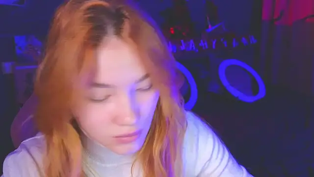 Snapshot of erikabrian chatting on October 2025 02:01:02 AM erikabrian online show from October 2025 02:01:02 AM