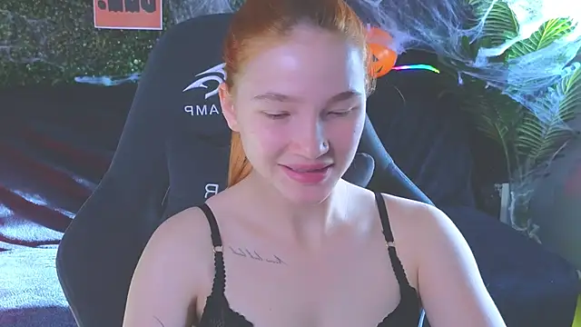 erikabrian online show from October 2025 08:17:01 AM