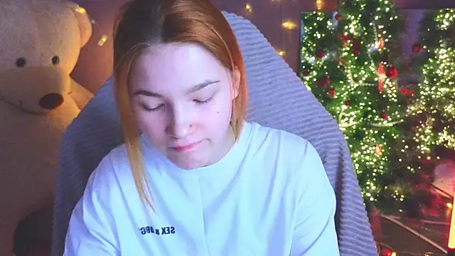 Snapshot of erikabrian chatting on December 2025 09:47:02 AM erikabrian online show from December 2025 09:47:02 AM