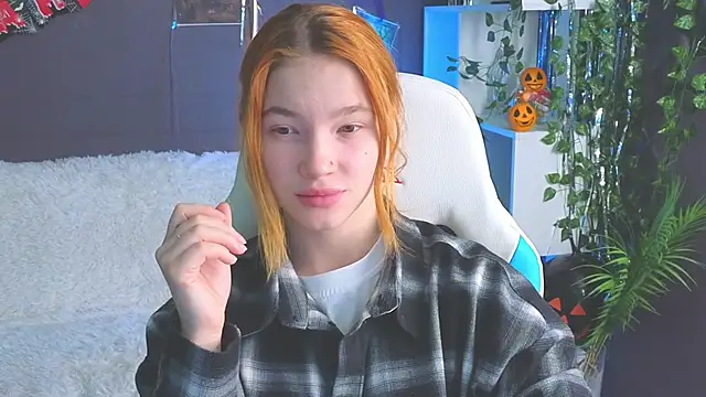 Snapshot of erikabrian chatting on November 2025 02:29:01 AM erikabrian online show from November 2025 02:29:01 AM