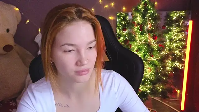 Snapshot of erikabrian chatting on December 2025 09:37:02 AM erikabrian online show from December 2025 09:37:02 AM