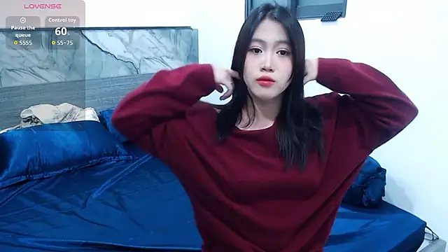 Snapshot of Lin_SiYee chatting on October 2025 01:32:01 PM Lin SiYee online show from October 2025 01:32:01 PM