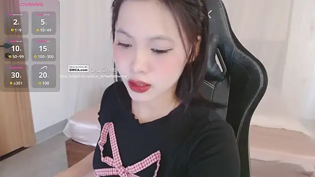 Snapshot of Lin_SiYee chatting on February 2025 05:01:01 AM Lin SiYee online show from February 2025 05:01:01 AM
