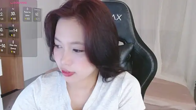 Snapshot of Lin_SiYee chatting on March 2025 01:46:01 AM Lin SiYee online show from March 2025 01:46:01 AM