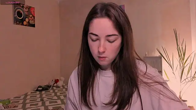 cClandesTina online show from November 2025 05:01:02 PM