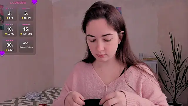 cClandesTina online show from November 2025 10:15:01 AM