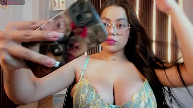 Melisa Soto online show from November 2025 08:36:02 PM