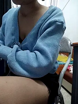 Haralushiaaa online show from December 2025 06:25:02 AM