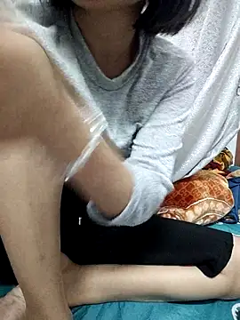 Haralushiaaa online show from November 2025 08:14:02 AM