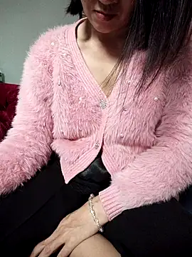 Haralushiaaa online show from November 2025 05:55:01 AM