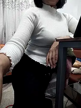 Haralushiaaa online show from November 2025 03:22:02 PM