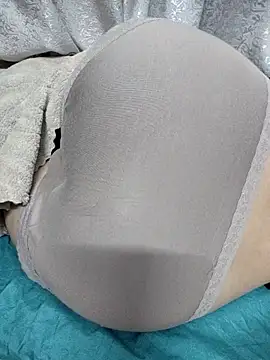 Haralushiaaa online show from November 2025 07:29:02 PM