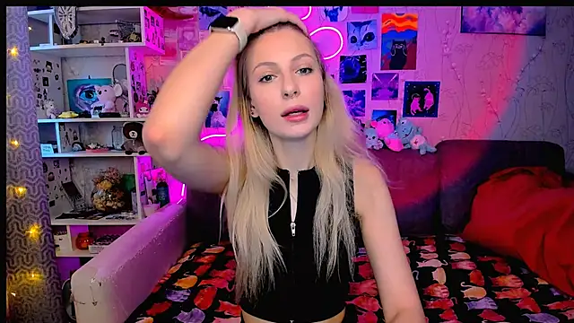 Maria Hunt online show from January 2025 03:00:01 AM