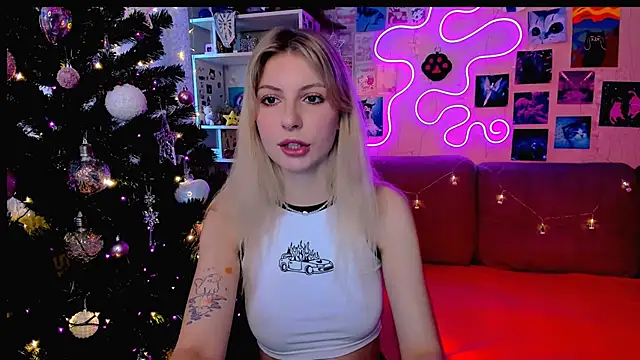 Maria Hunt online show from December 2024 03:58:01 AM