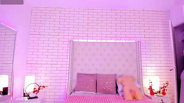 Coco Balenciaga  online show from April 2026 11:33:02 AM